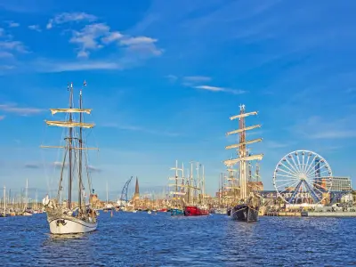 Segelschiffe auf der Hanse Sail 2012 in Rostock.